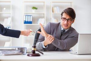 comment faire si on n'a pas les moyens de payer un avocat